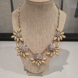 Chic Gold and Cream Floral Necklace